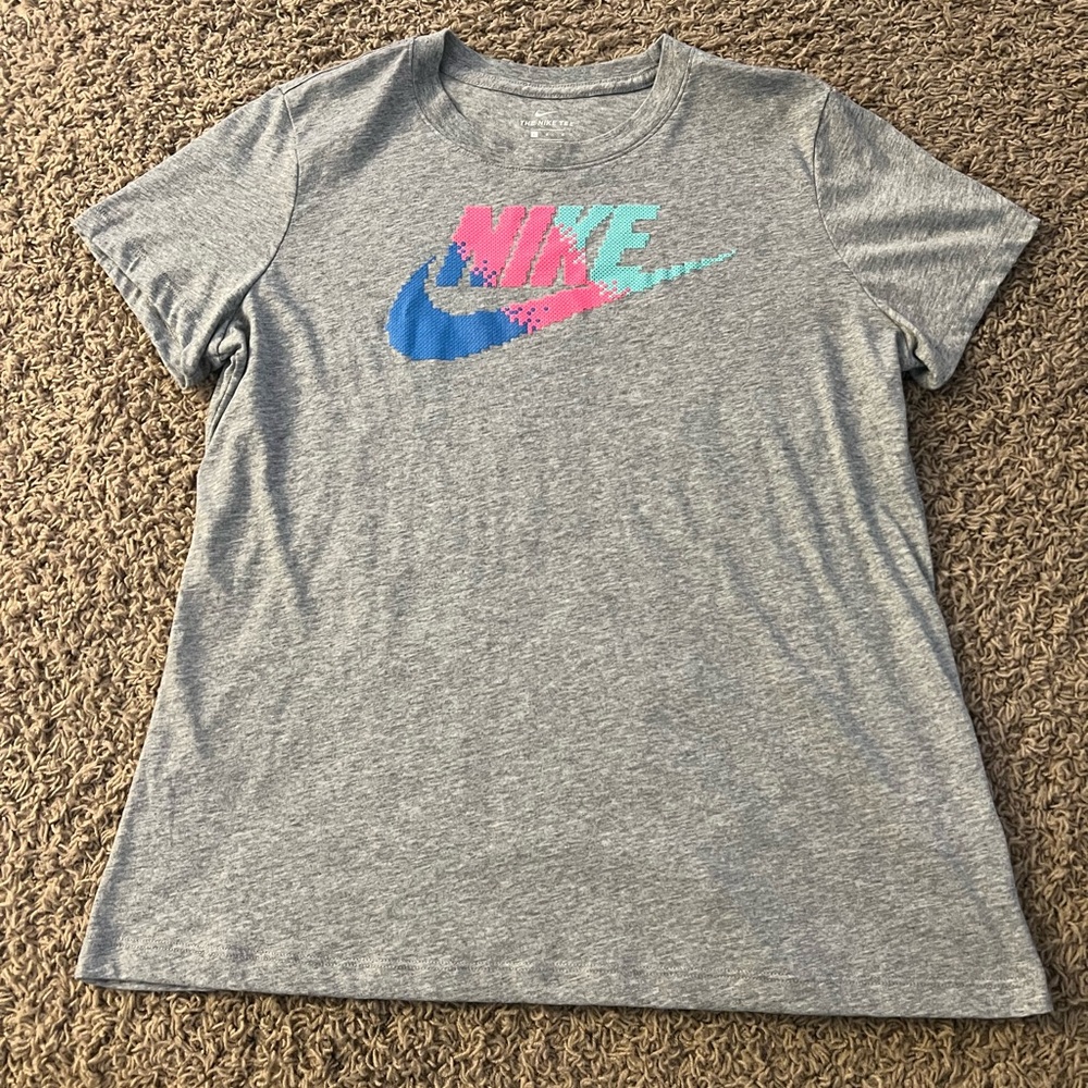 New Vintage Grey Nike T-Shirt